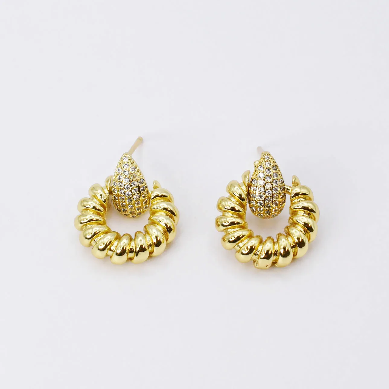 Anabeth Gold Stud R24