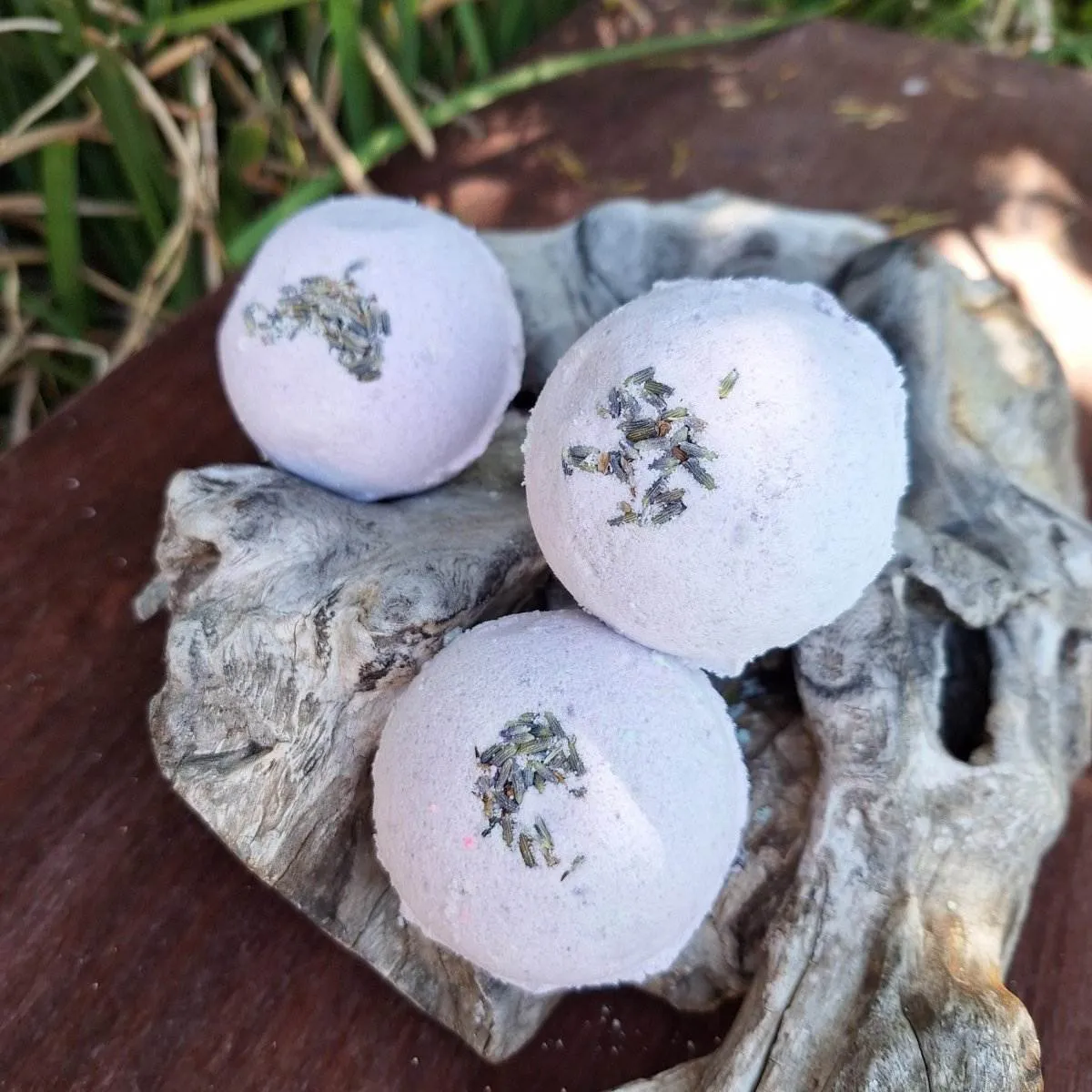 BATH BOMB:  Lavender