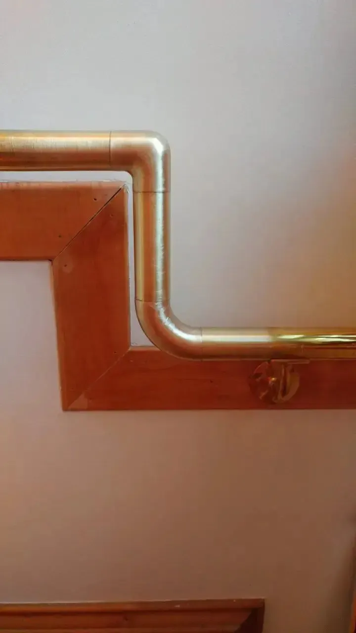 Flush Elbow for 1-1/2" Diameter Tubing