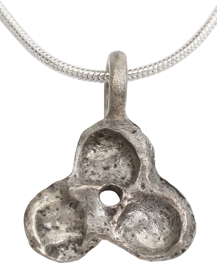 ITALIAN WOMAN’S PENDANT, C.1450-1650