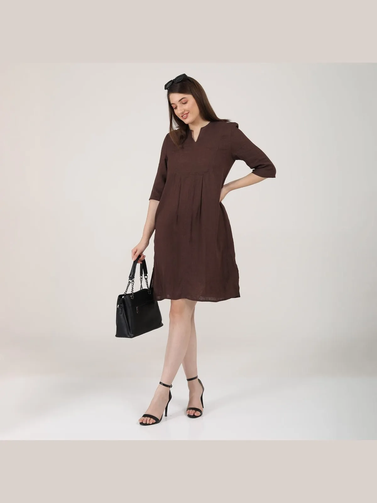 Women Linen Solid  Panelled V-Neck Dress