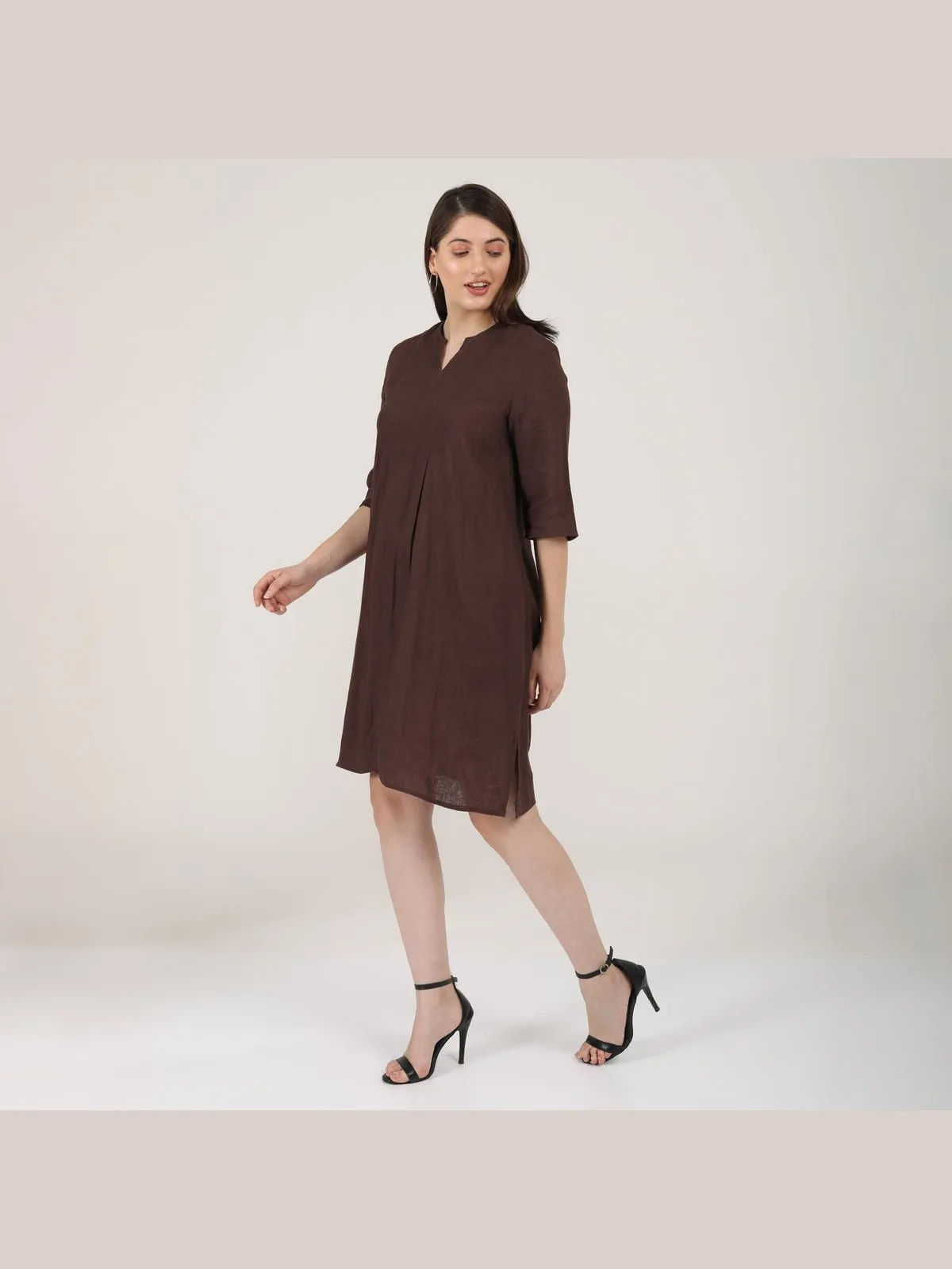 Women Linen Solid  Panelled V-Neck Dress